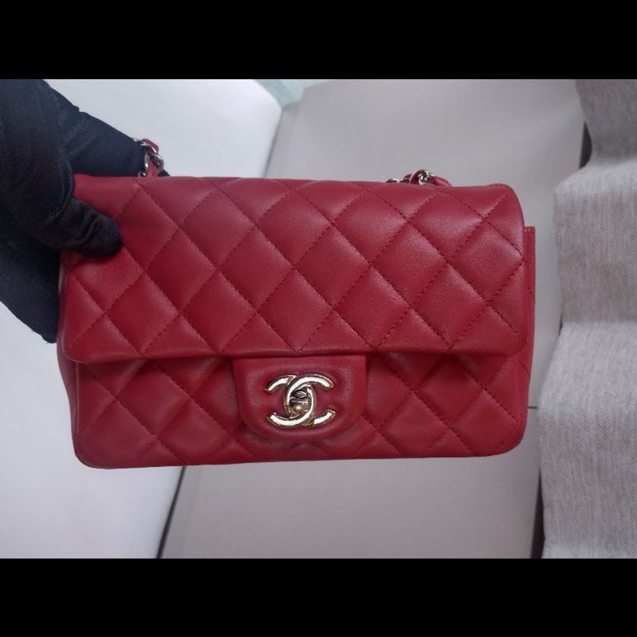 Chanel 銀鍊紅羊皮斜背口蓋包 CF 20-5