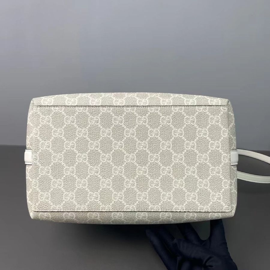 Gucci emblem 燕麥色經典老花發財水桶包25*14.5 98新配件肩帶塵袋-7
