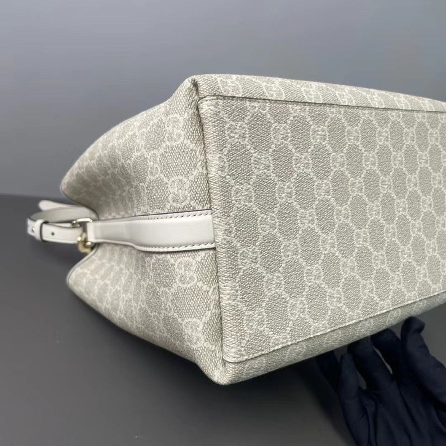 Gucci emblem 燕麥色經典老花發財水桶包25*14.5 98新配件肩帶塵袋-8