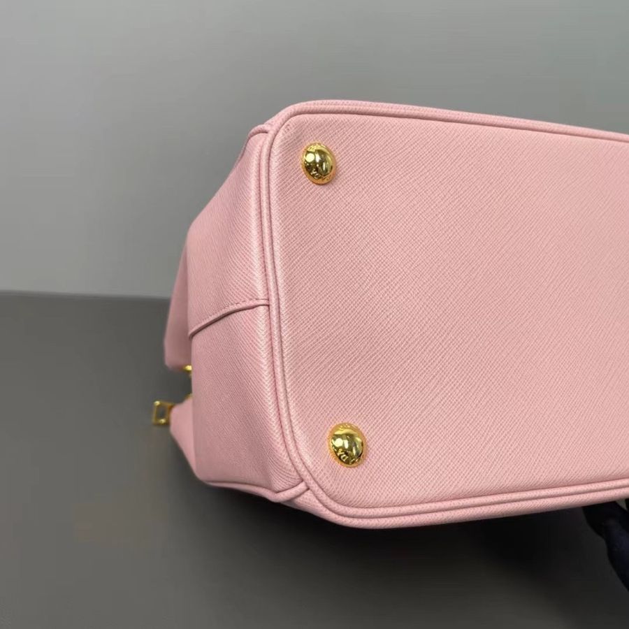 Prada 新款 經典Galleria皮革殺手包 櫻花粉手提包斜背包32*23*12 98新肩帶塵袋購證保卡-5