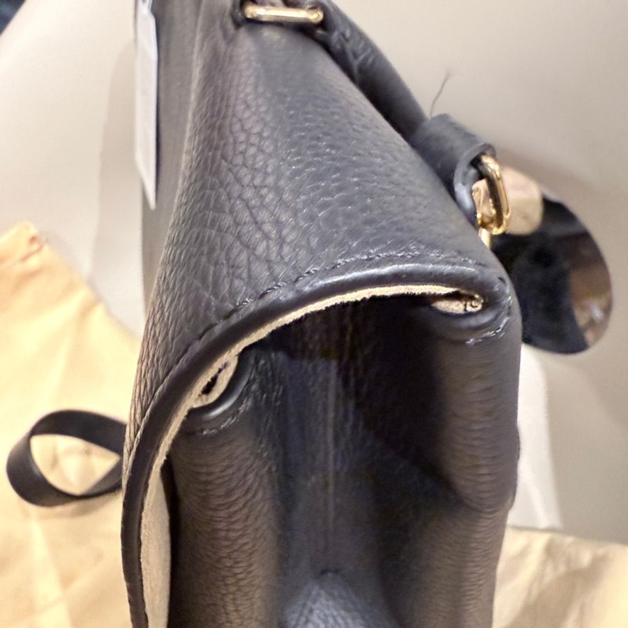 LV✨Louis Vuitton Volta 黑色全皮手提包肩背包翻蓋包-15