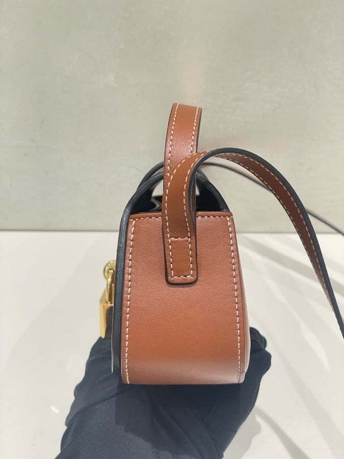 99新 Celine 賽琳 Tabou系列 金鎖包-5