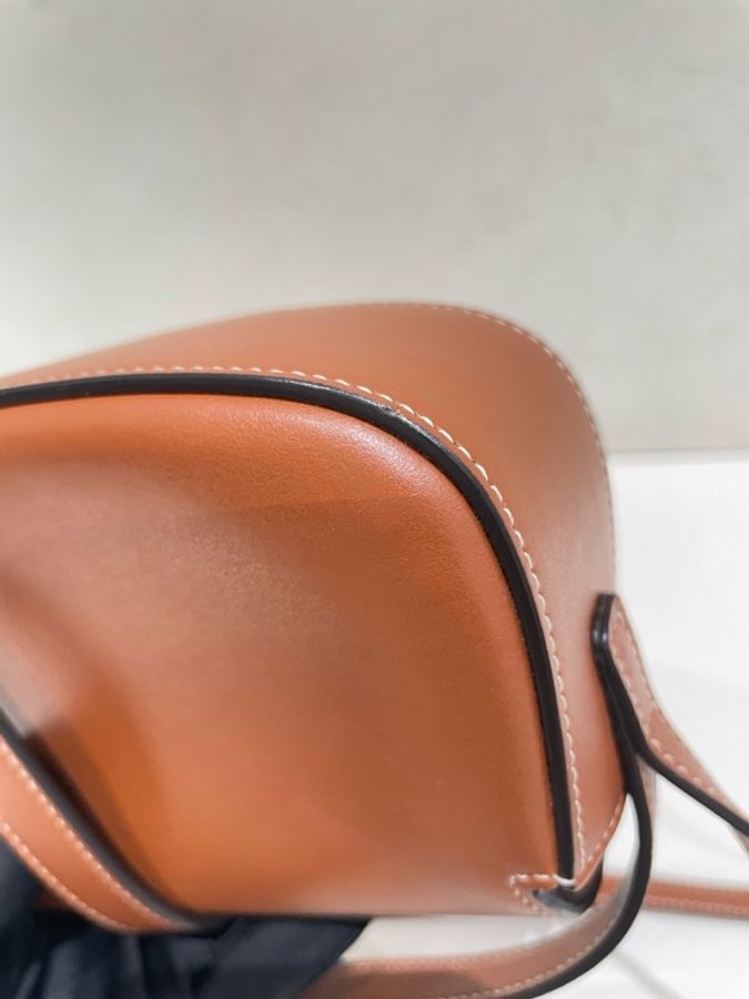 99新 Celine 賽琳 Tabou系列 金鎖包-19