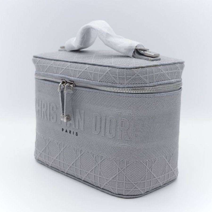 (未使用閒置品♥️)Dior 迪奧 DiorTravel Vanity Case 灰色 刺繡帆布 老花 化妝包 野餐包 手提包-4