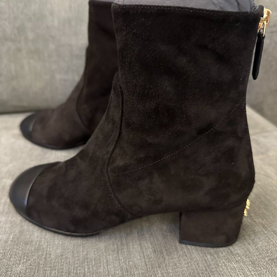 CHANEL 麂皮短靴-2