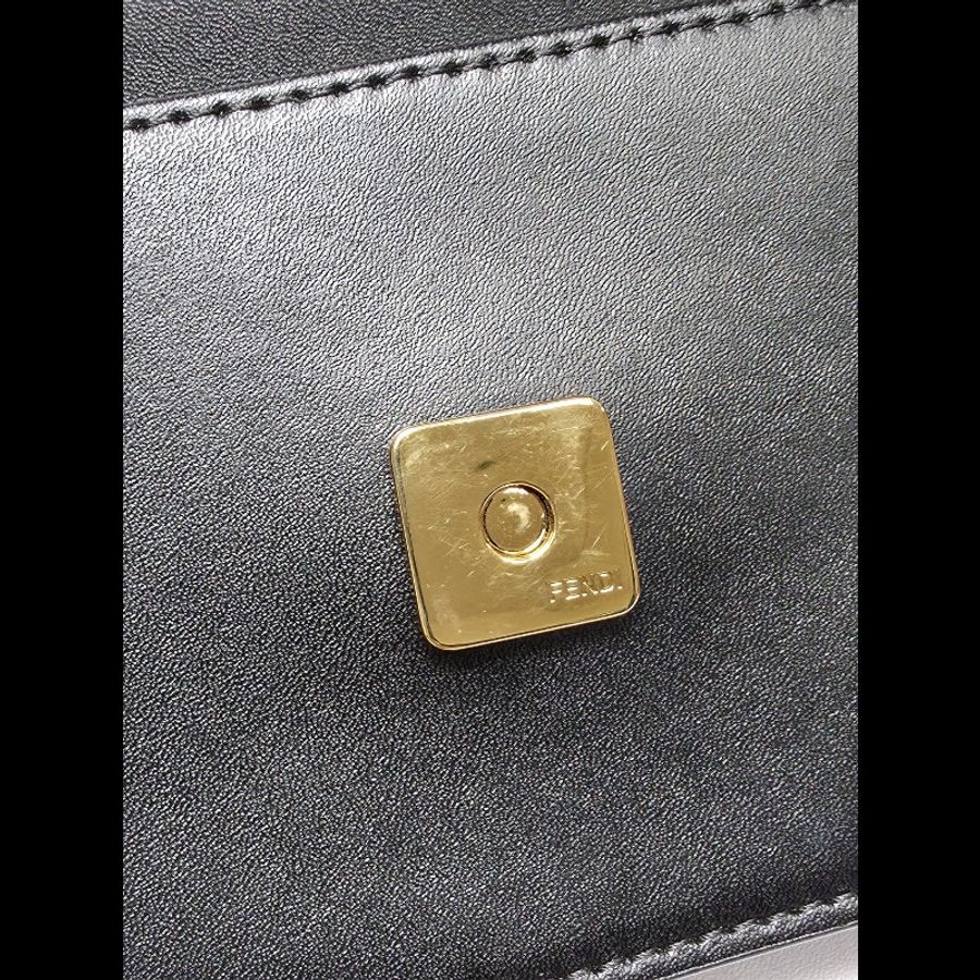 Fendi - Wallet on chain-16