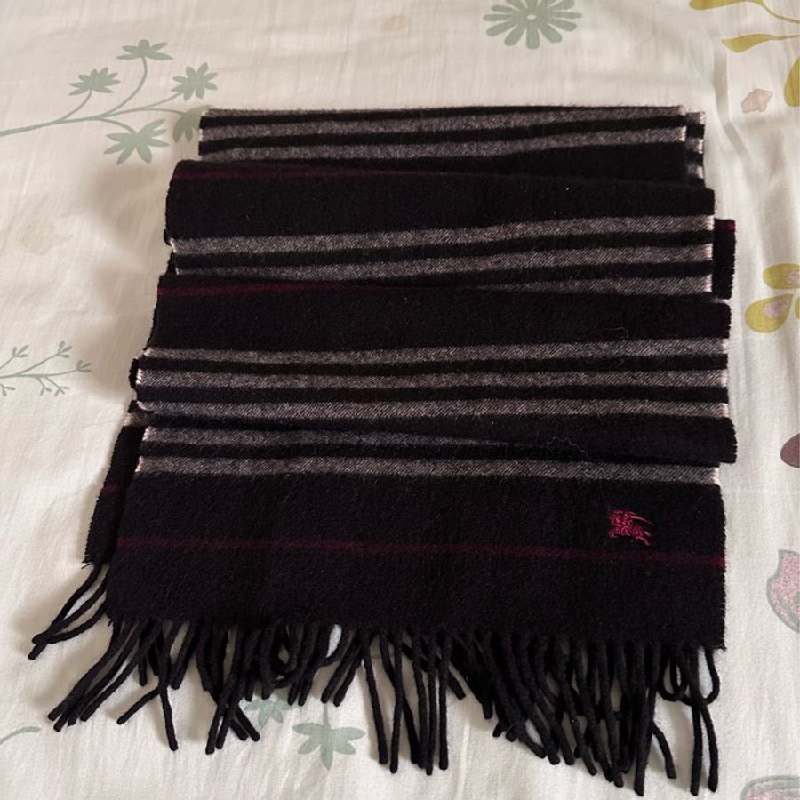 【絕版日本黑標】Burberry Black Label 條紋羊毛圍巾 / 紫色戰馬刺繡-12
