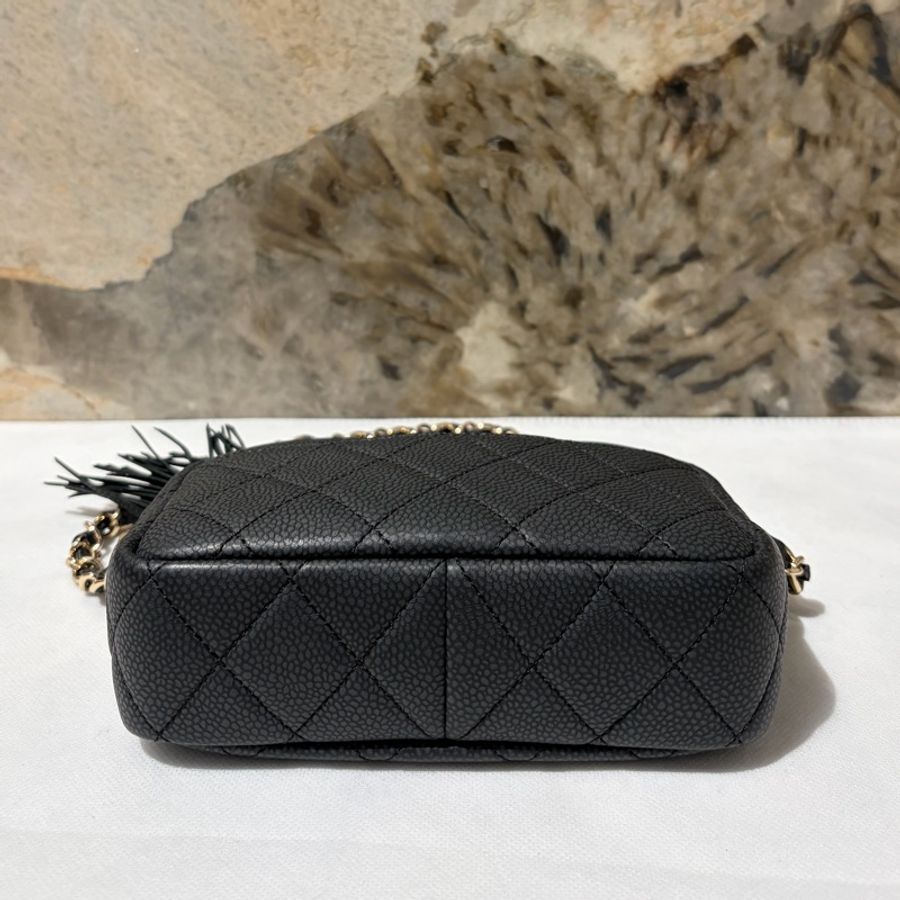 Chanel霧面黑灰荔枝流蘇金鏈包-4