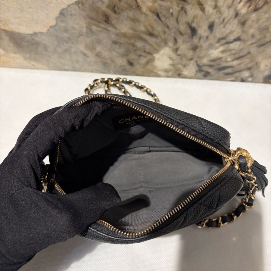 Chanel霧面黑灰荔枝流蘇金鏈包-7