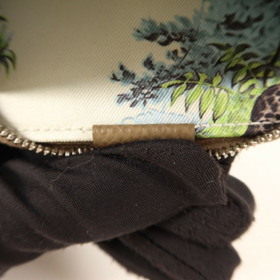 HERMES Epsom皮革Silk In Compact銀扣零錢包Etoupe-6