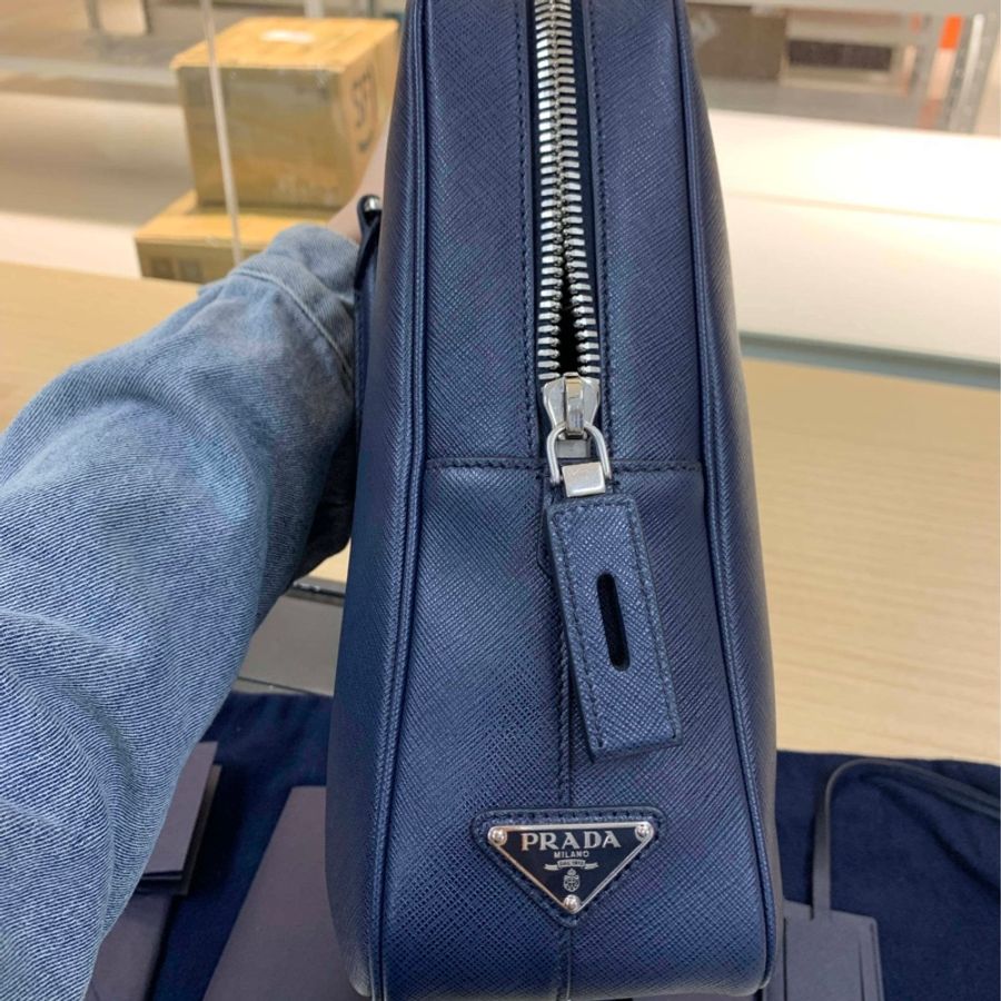99新 PRADA 普拉達 牛皮純色 手提包 附件:塵袋-7