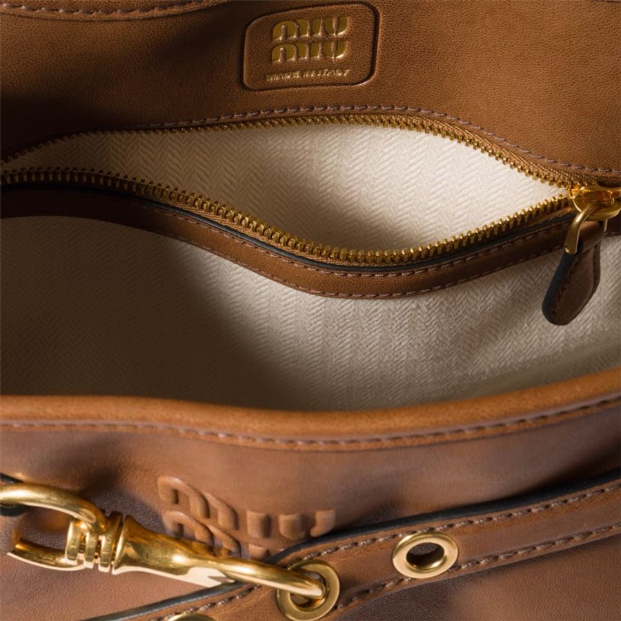 Miu Miu 女士 Aventure 單肩包均碼碼常規、30cm*13cm*31cm-3