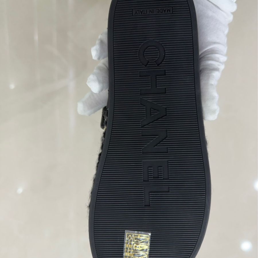 香奈兒 Chanel 厚底魔術粘拖鞋 黑色-17