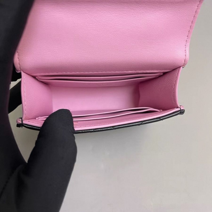 Chanel香奈兒 黑粉拼色全皮菱格mini郵差包 芯片-7