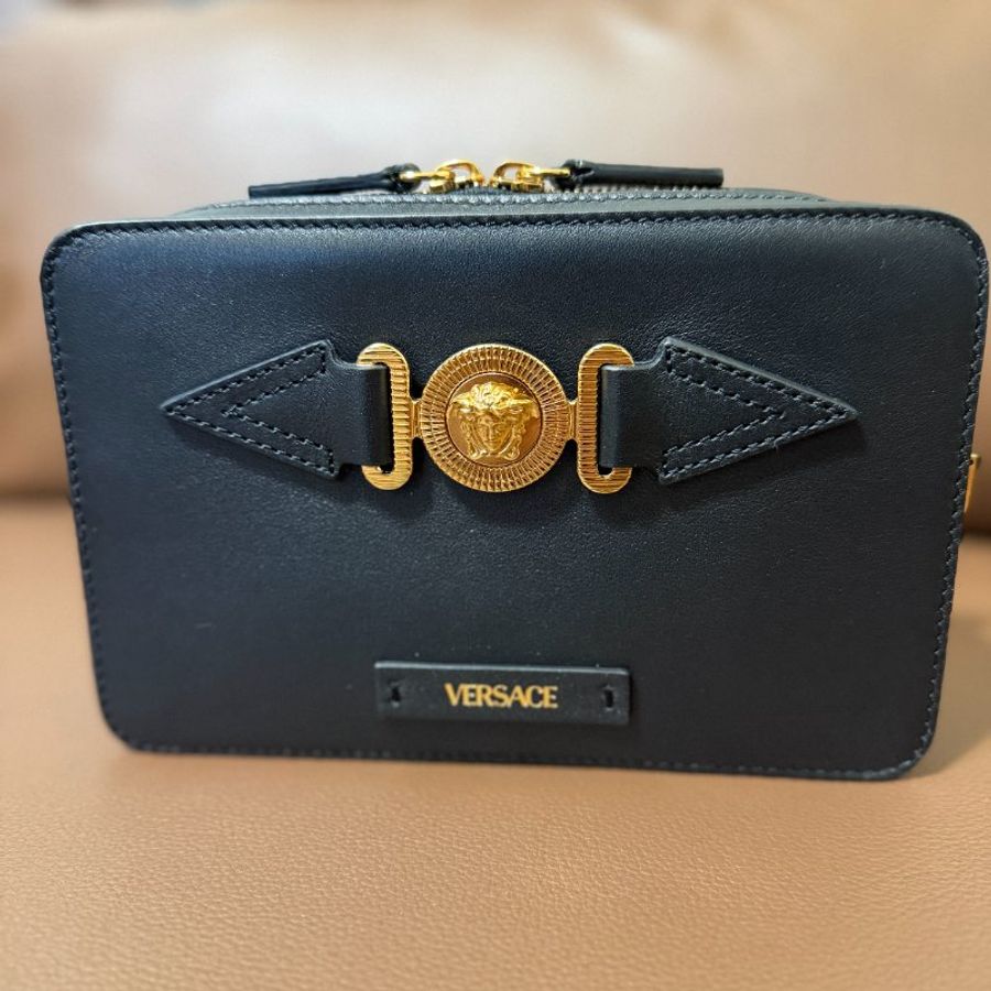 VERSACE La Medusa Camera Bag 凡賽斯 黑金相機包 小牛皮 近全新 完整配件-0