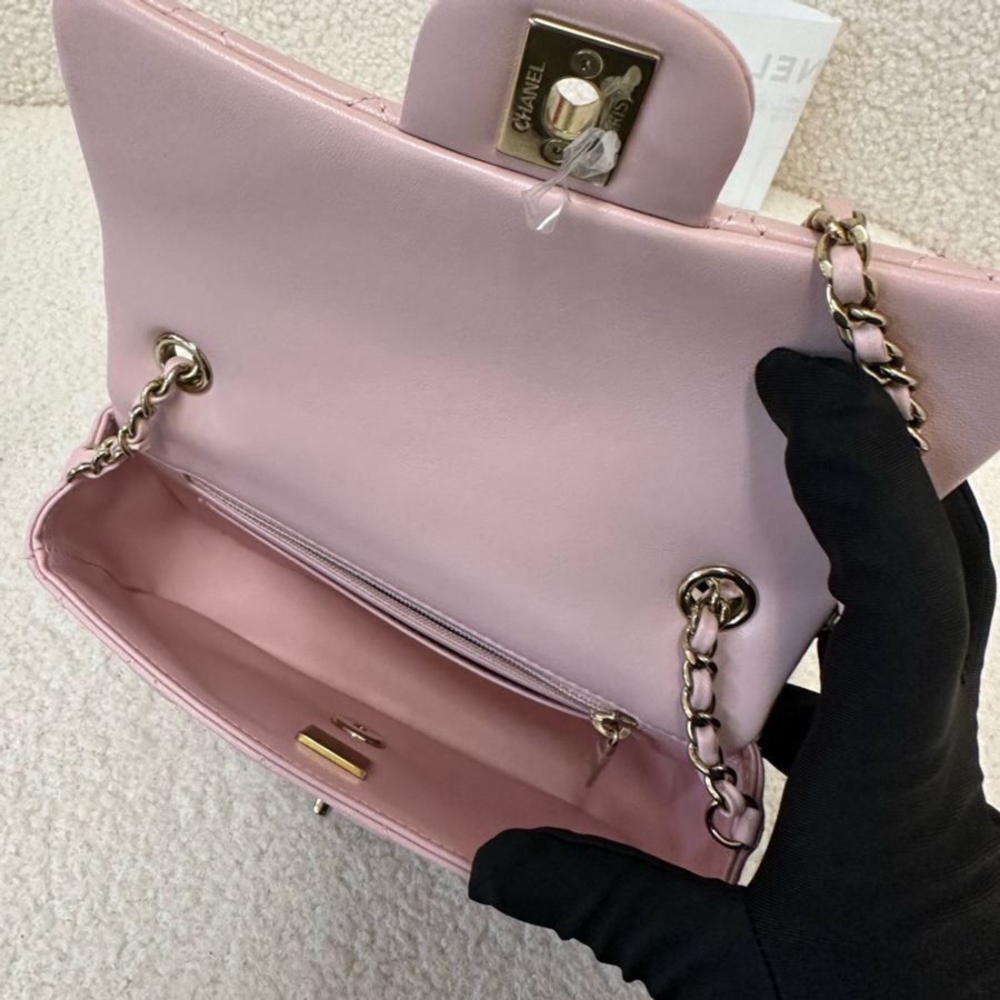 CHANEL香奈兒 24K 皮穿鏈 品牌徽標Logo 菱格紋縫線 羊皮材質 金色五金 單肩包 迷你 女款 淡粉色-6