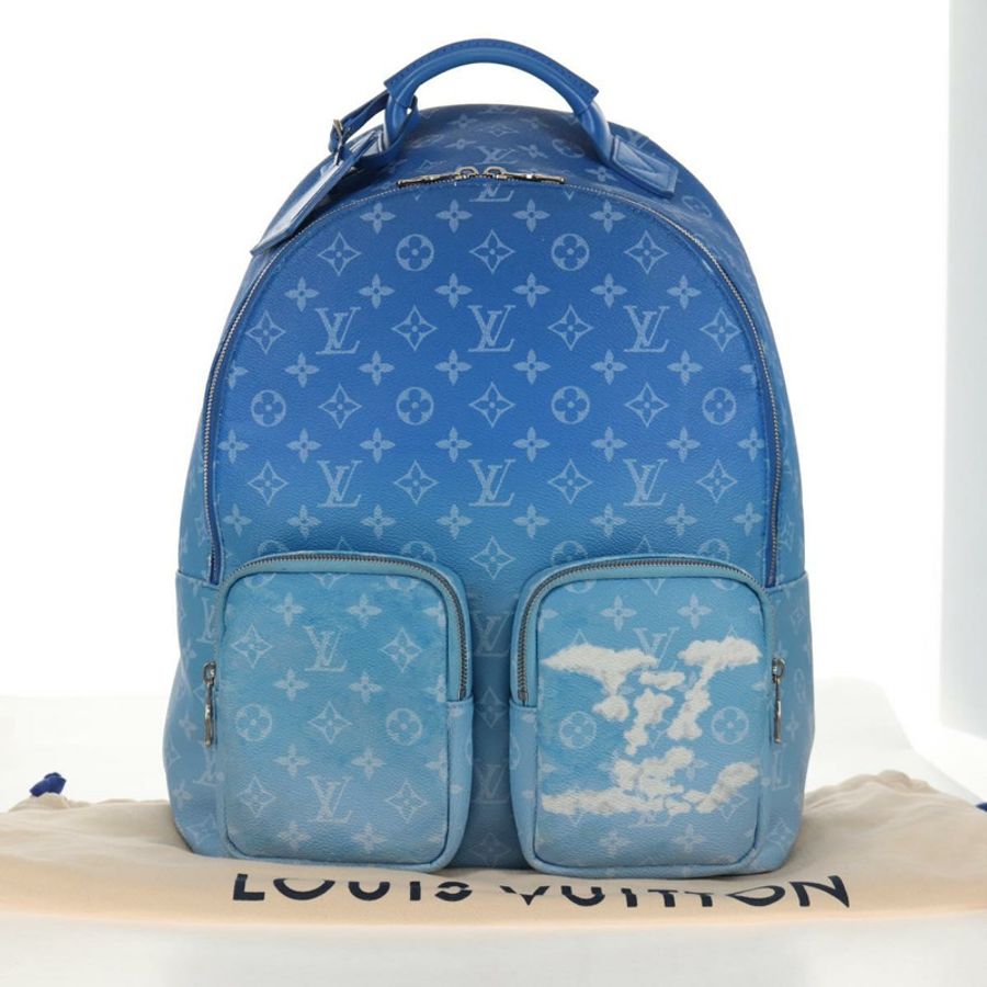【日本直送】路易威登 Monogram Clouds 多口袋雙肩包 藍色 M45441 正品 145712SAM-11