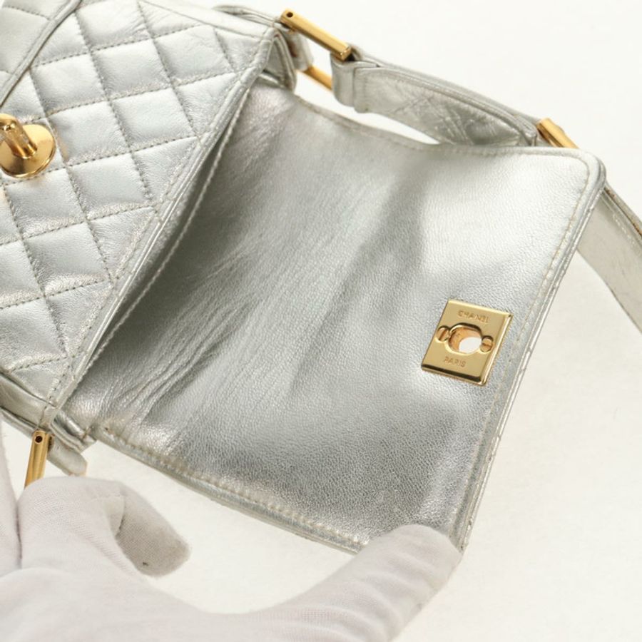 【日本直送】香奈兒 (CHANEL) 絎縫單肩包 皮革 銀色 金色 CC 標誌 正品 152450SAV-19