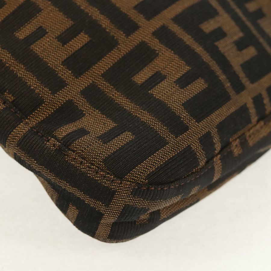 【日本直送】FENDI Zucca帆布Mamma Baguette單肩包 黑色棕色 正品 153620SAV-14
