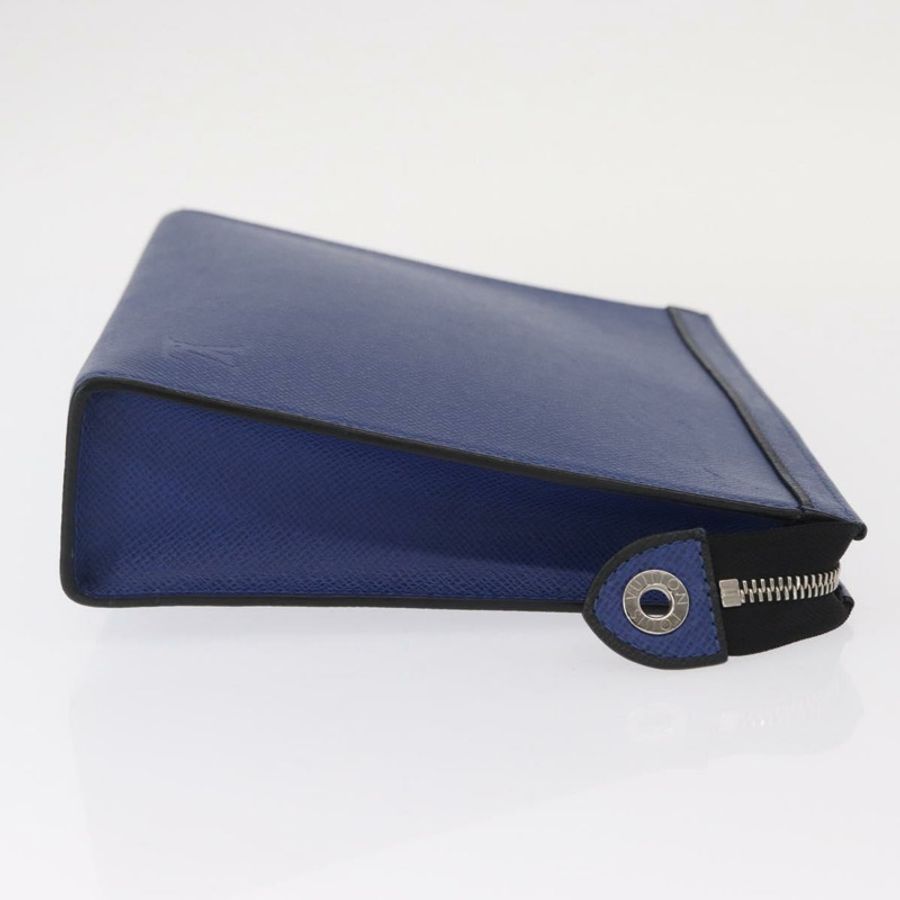 【日本直送】路易威登 Taiga 皮革 Pochette Voyager MM 手袋 藍色 M30399 LV 正品 BA9205-2