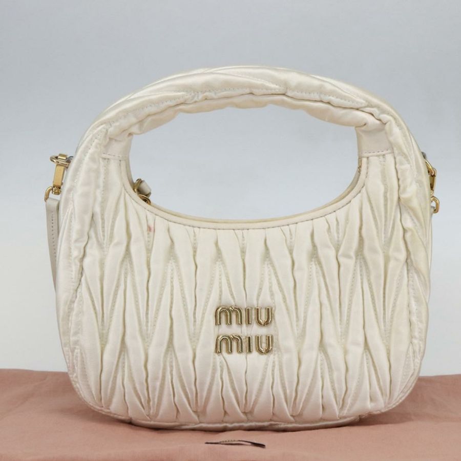 【日本直送】Miu Miu Matelasse 手提包，緞面材質，兩用，白色金色，正品，貨號 158666SAM-11