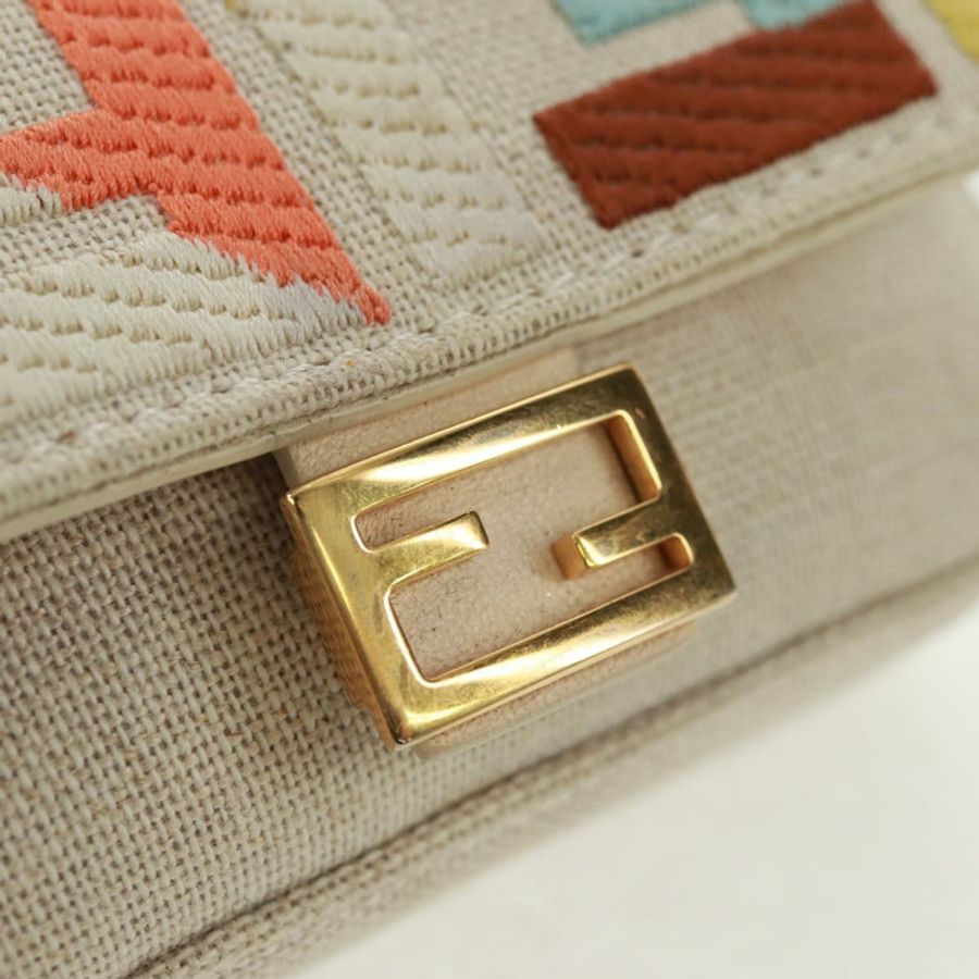 【日本直送】FENDI Zucca 帆布微型水桶包吊飾 多色金色 正品 163112SAM-16