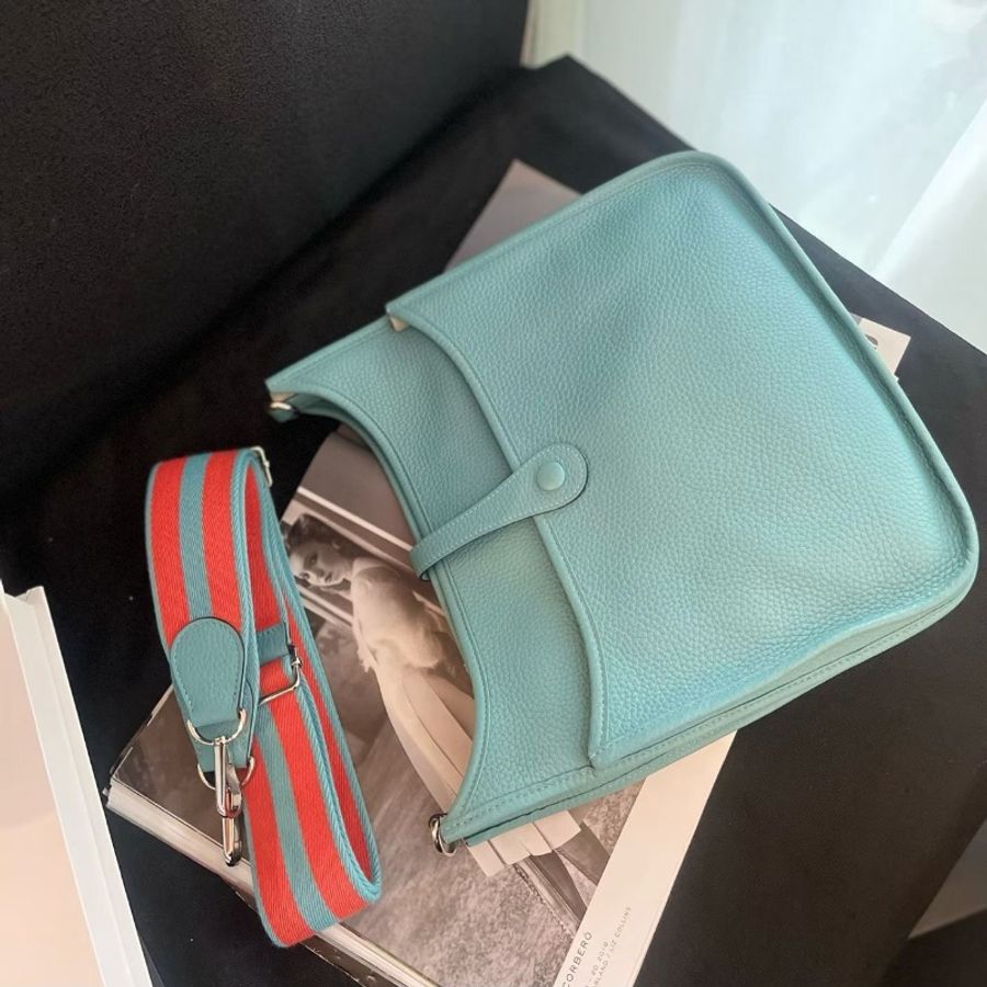 Hermes 銀扣 馬卡龍藍 拼色肩帶 TC皮 29*30*6 98新配件塵袋-7