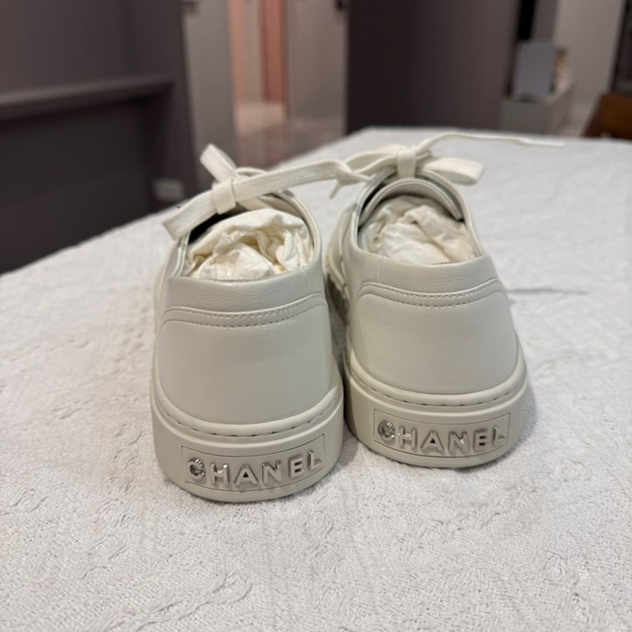 chanel香奈兒 小白鞋 全新-3