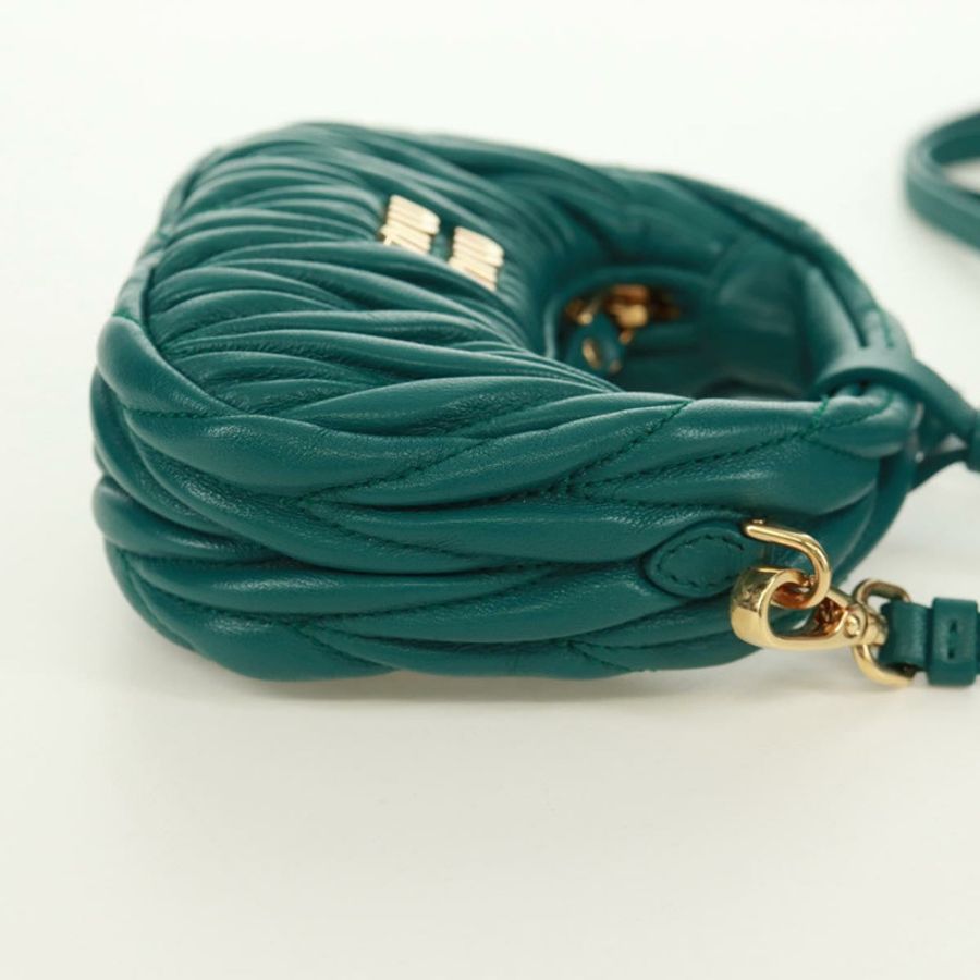 【日本直送】Miu Miu Matelasse Micro Hobo 單肩包,皮革材質,綠色/金色,正品,貨號 168972SM-3