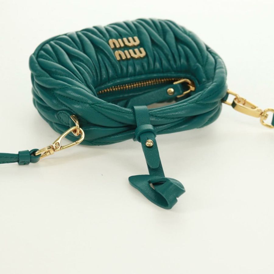 【日本直送】Miu Miu Matelasse Micro Hobo 單肩包,皮革材質,綠色/金色,正品,貨號 168972SM-5