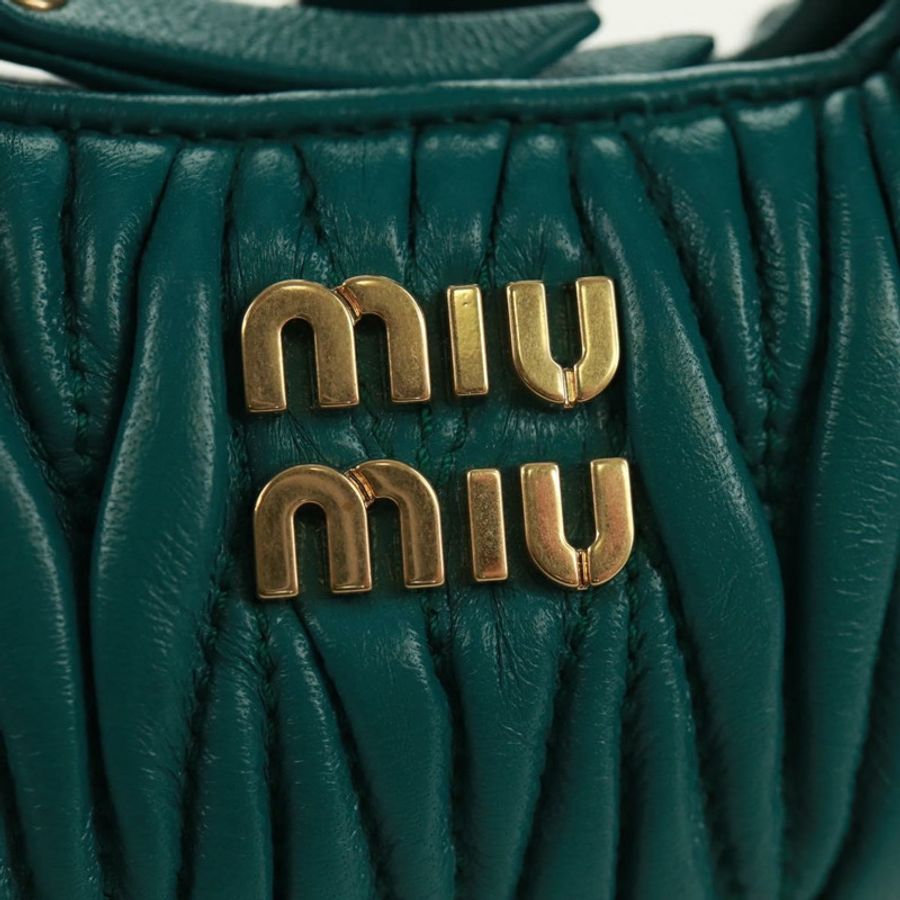 【日本直送】Miu Miu Matelasse Micro Hobo 單肩包,皮革材質,綠色/金色,正品,貨號 168972SM-18