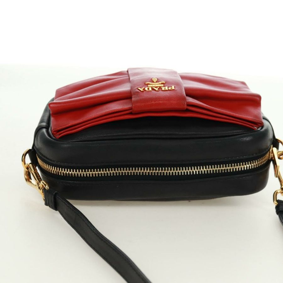 【日本直送】PRADA 緞帶單肩包,皮革材質,黑色、紅色、金色,正品編號 171555V-5