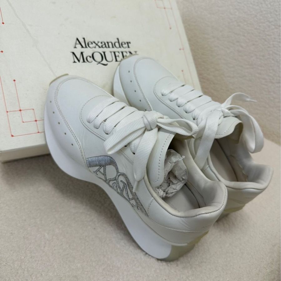 麥昆ALEXANDER MCQUEEN Runner 白色刺繡款-3