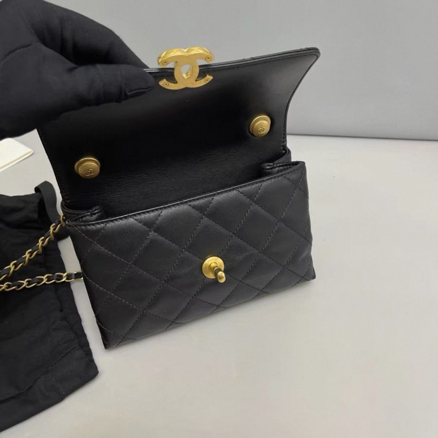 Chanel香奈兒 黑金全皮菱格雙金珠手柄口蓋包 芯片-5