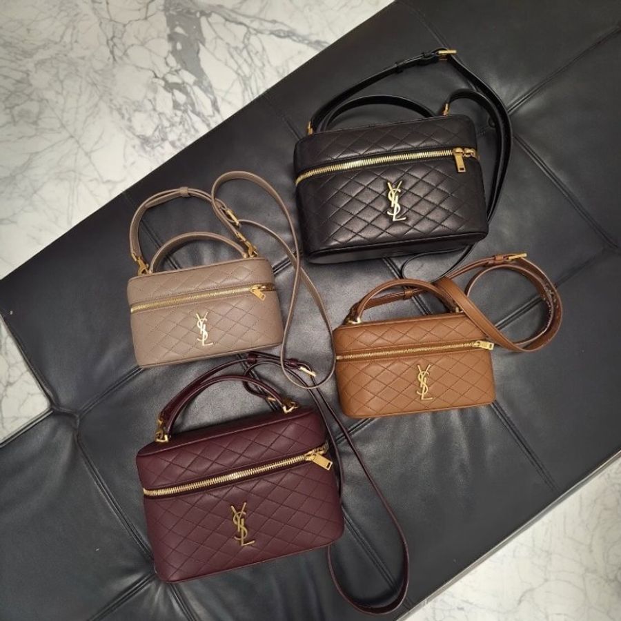 ✨2026季度全新✨Saint Laurent 851572 GABY Vanity 大款 菱格小羊皮化妝包 黑色-9