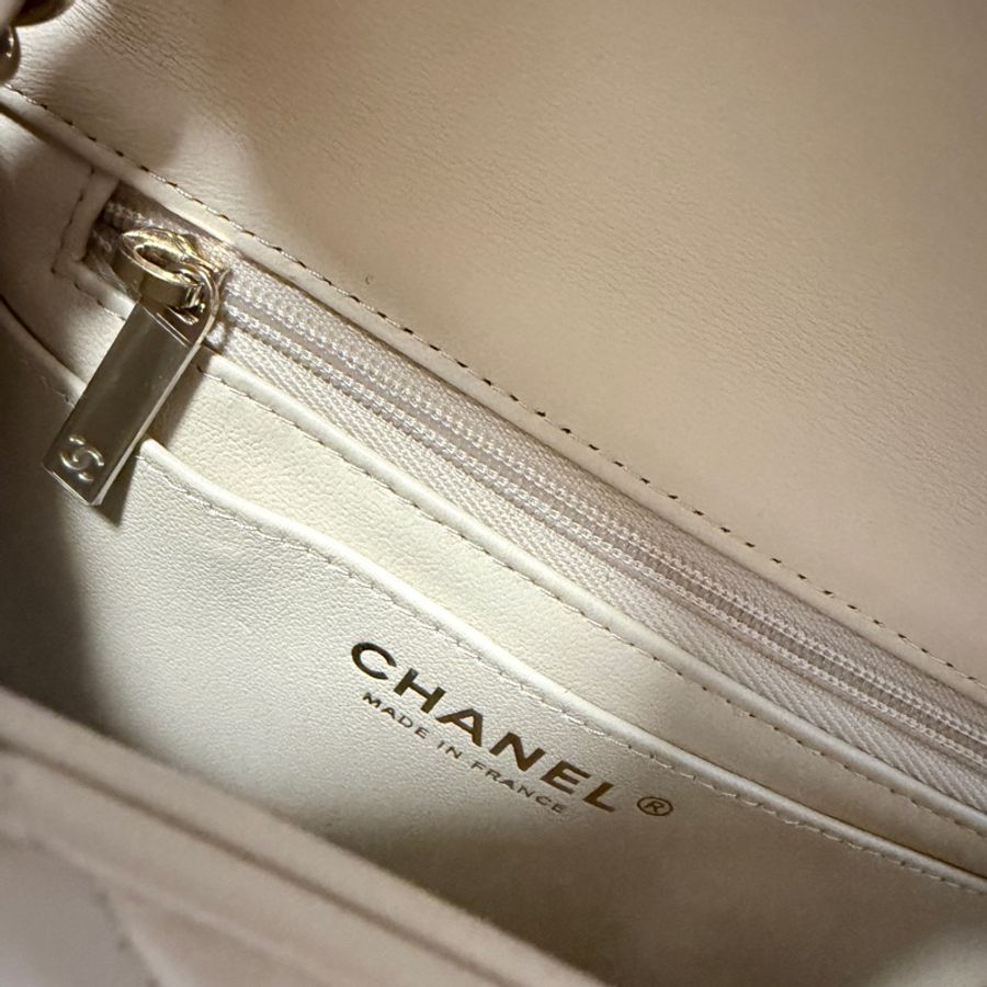 全新法國購入正品 CHANEL 香奈兒 經典迷你口蓋包 mini flap bag 17cm 方胖 側背包 斜背包 全配有購證-14