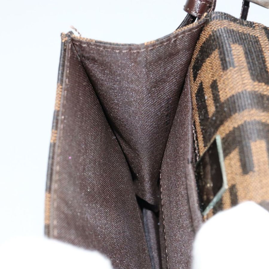 【日本直送】FENDI Zucca帆布Mamma Baguette單肩包 黑色 棕色 銀色 正品 148188V-21