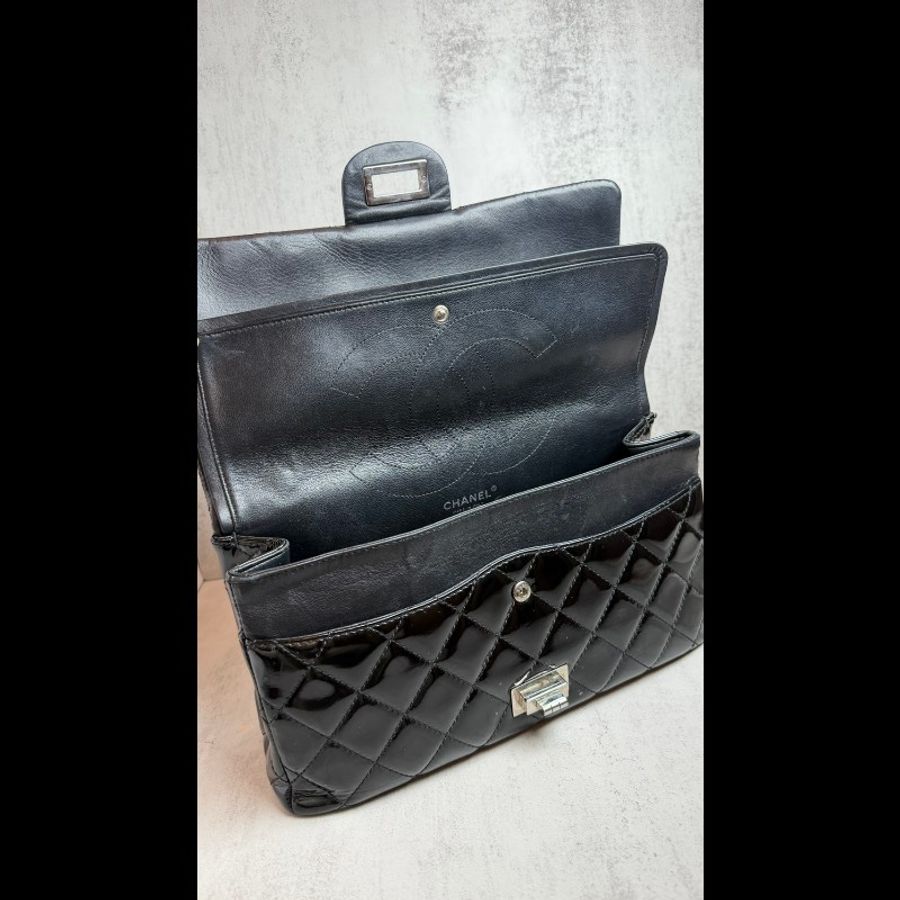 Chanel 2.55 maxi-14