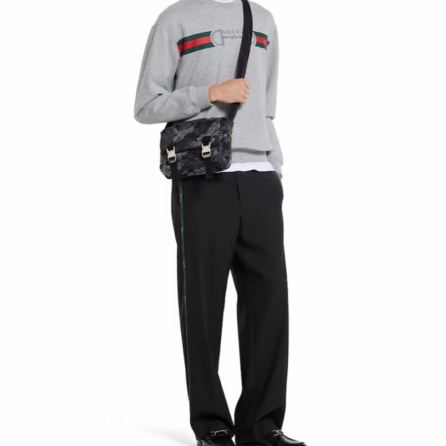 Gucci 男士 GG 小號斜挎包均碼碼小號、25cm*20cm*8.5cm-1
