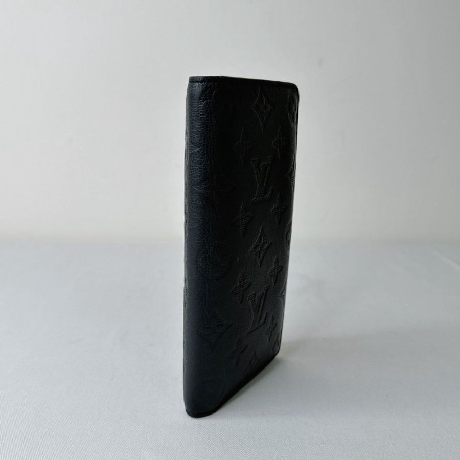 LV Brazza小牛皮壓紋對開長夾-5