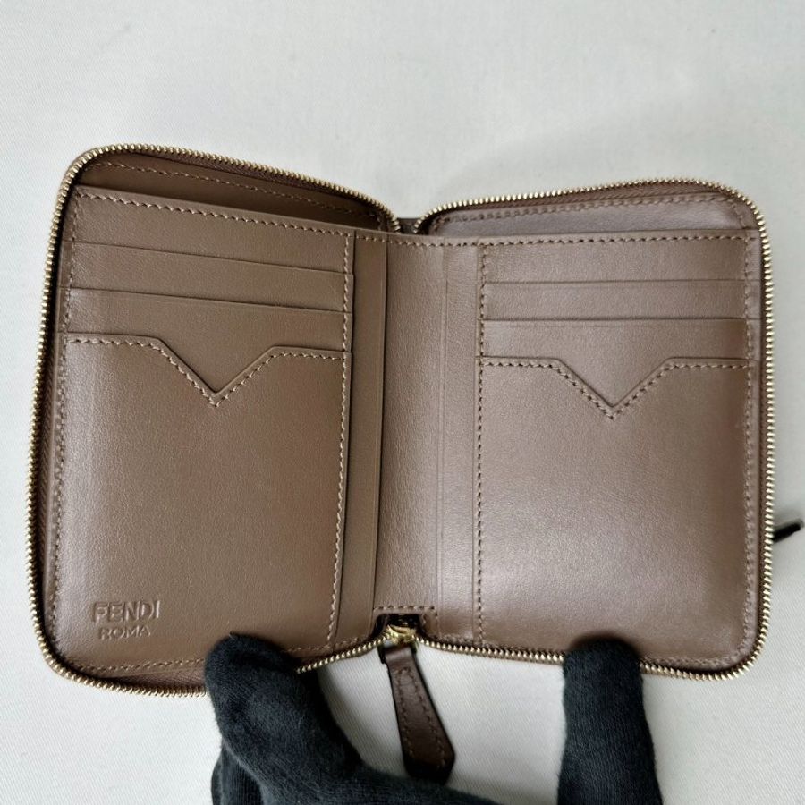 FENDI 全新FF Diamonds拉鍊短夾-6