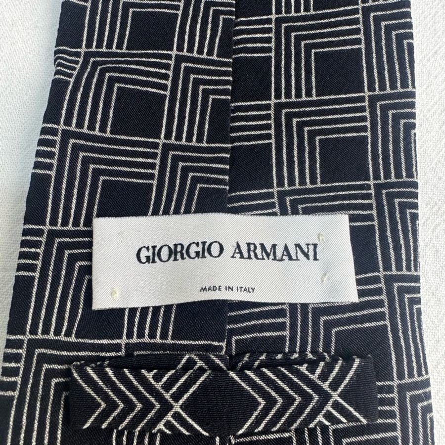 Armani 黑色摩登方格紳士領帶 領結 絲綢(中古)-4