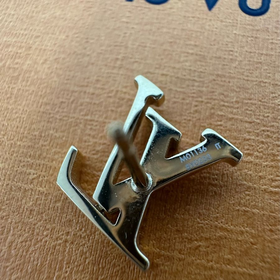 LV M01136 粉金琺瑯LOGO耳環-14
