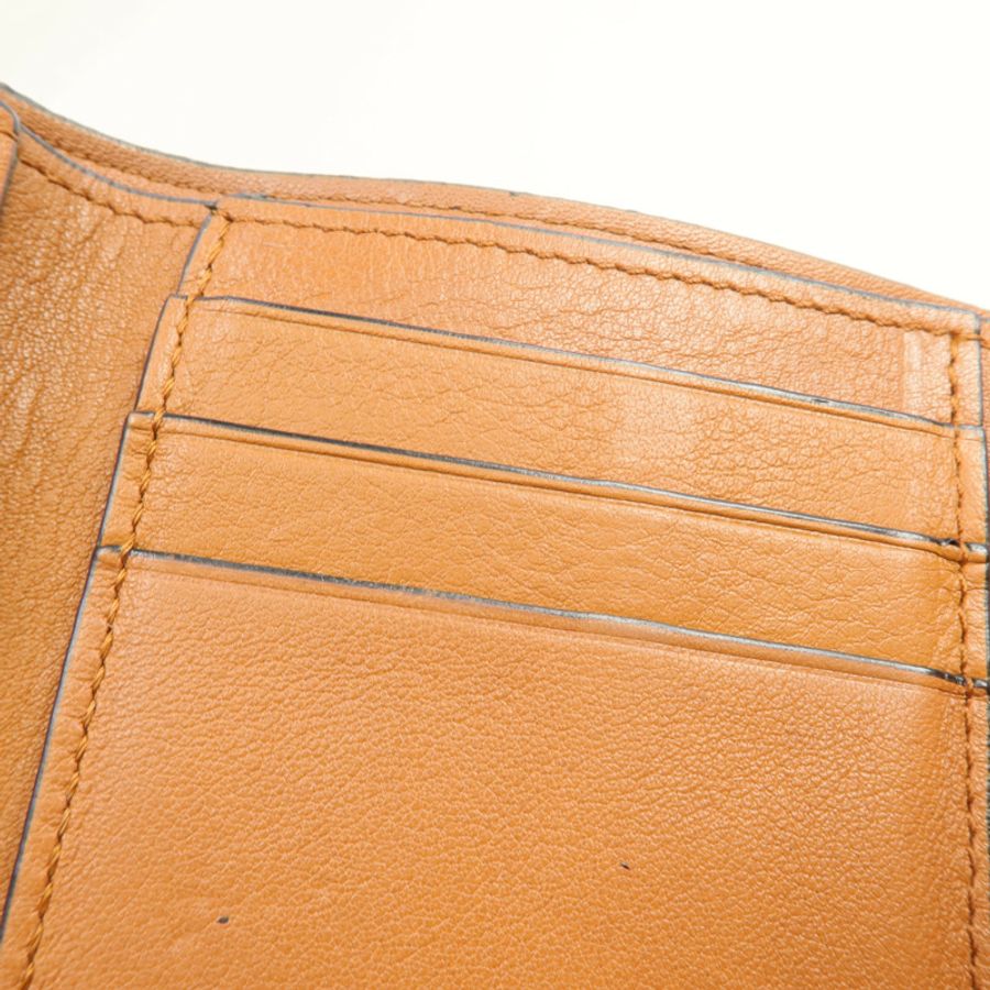 LOEWE 牛皮皮革Wallet銀扣錢包-9