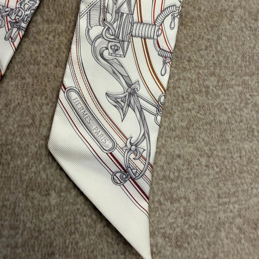 Hermes Twilly 絲巾-4