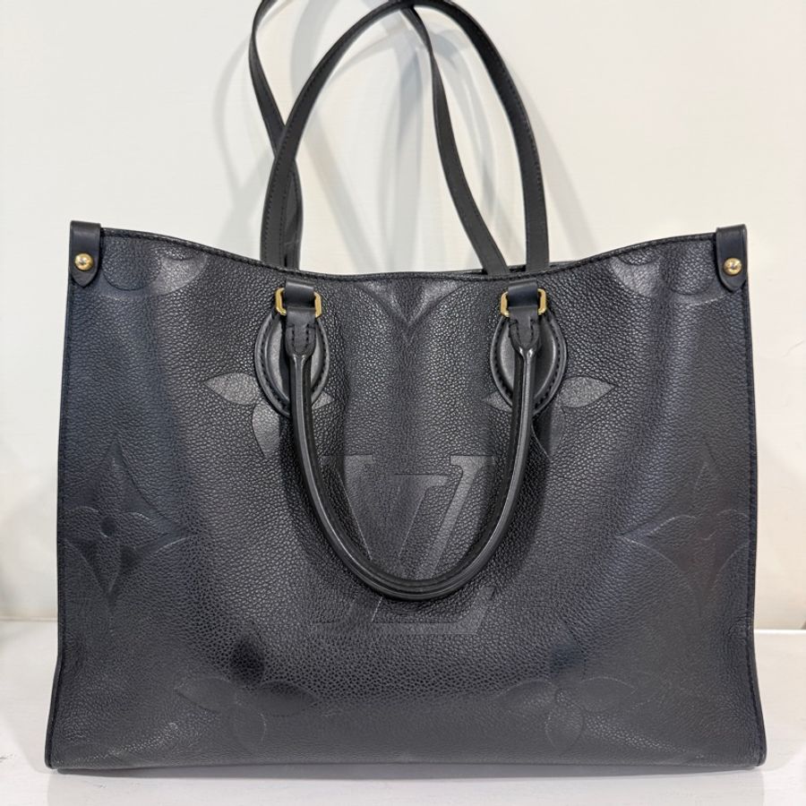 Louis Vuitton✨LV On the go 中號托特包 黑色壓紋 全皮芯片款-4