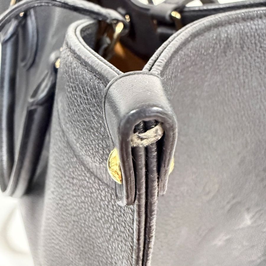 Louis Vuitton✨LV On the go 中號托特包 黑色壓紋 全皮芯片款-15
