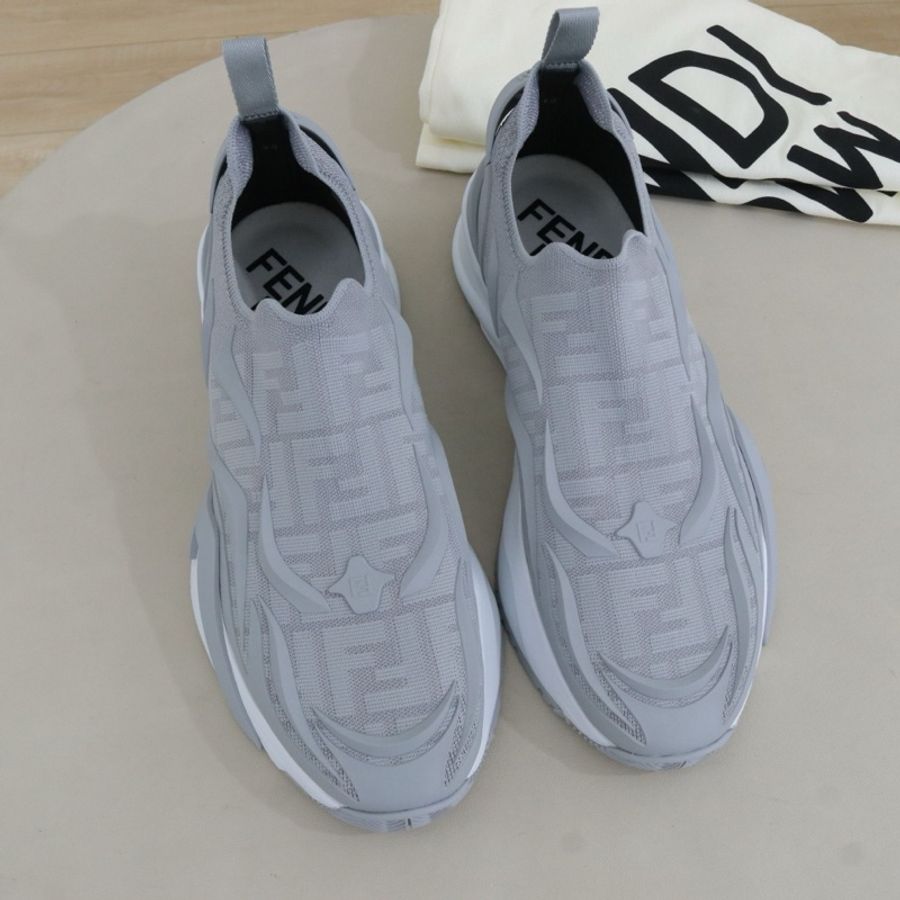 閒置新 未使用 Fendi Flow 男鞋,10碼/44碼,配件防塵袋-3