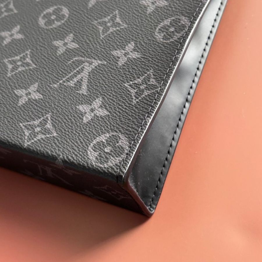 ::LOUIS VUITTON:: LV M61692 黑花紋省拿包 手袋 Pochette Voyage MM-6