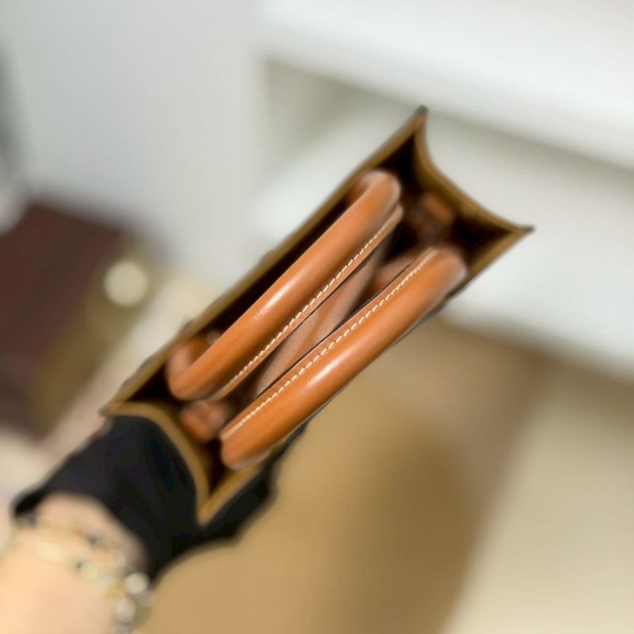 🏷️Celine 瑟琳.Mini Cabas 琴譜包 新款-13